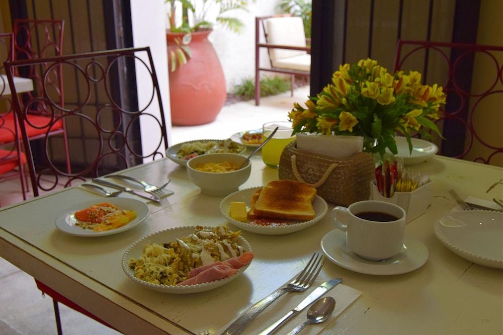 Casa Italia Luxury Guest House - Adults Only 메리다 외부 사진